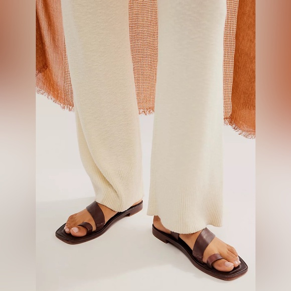 Free People Sandals - Picture 3 of 4